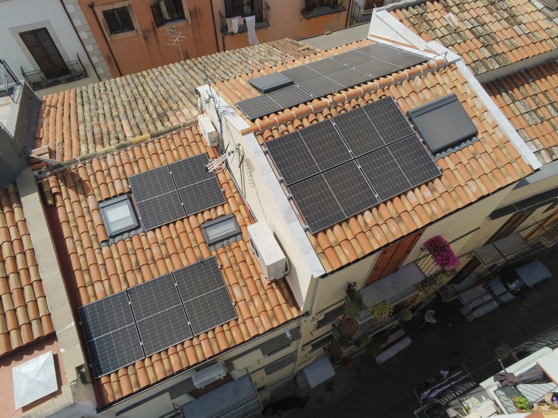 Impianto fotovoltaico da 5,8kW e batteria da 10kWh